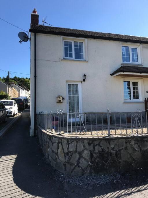 Cosy Cottage In Garnant Exterior foto
